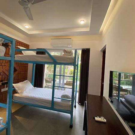 Downtown Hostels - 안주나 외부 사진