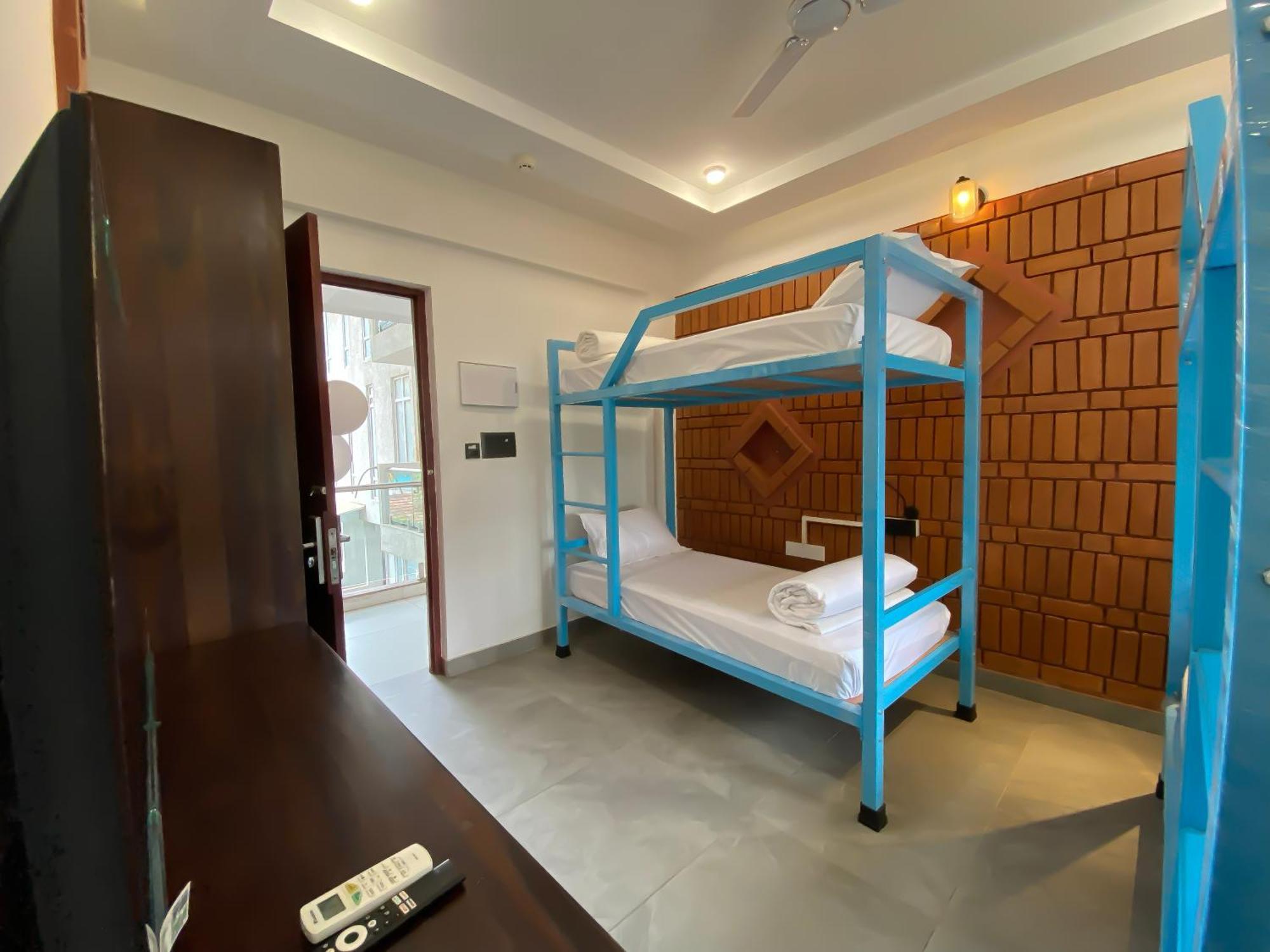 Downtown Hostels - 안주나 외부 사진