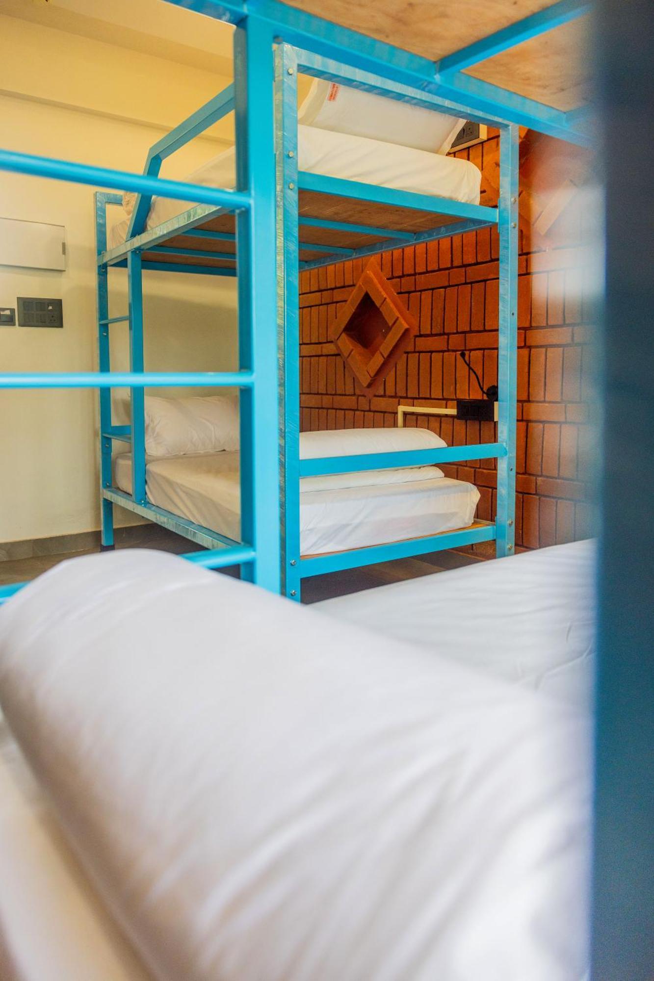 Downtown Hostels - 안주나 외부 사진